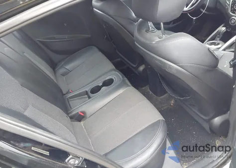 2012 Hyundai Veloster Base W/Black z USA, uszkodzony, nr VIN KMHTC6AD5CU071809